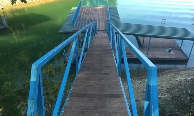 Bremen House | LEWIS SMITH LAKE COVE PRIVACY BEAUTIFUL VIEWS BOAT DOCK AND SLIP BREMEN AL