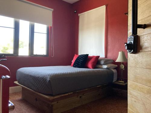 Ocean Park Hotel | Lgbt Private Room In San Juan Guest House With Pool And Jacuzzi