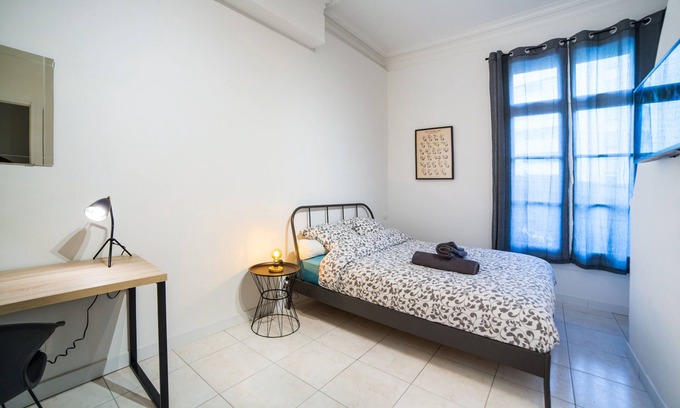 Gares Apartment | LGC Habitat- Private Room- Gare Saint-roch