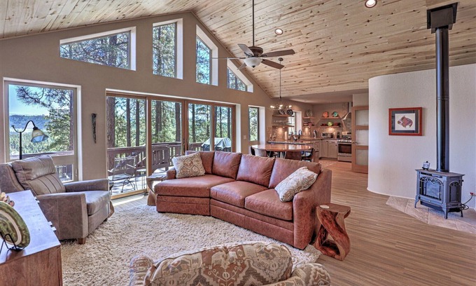Pagosa Springs House | Li'l Piece of Heaven-Stunning Views-Amenities Galore plus A/C-Unwind in Bliss!