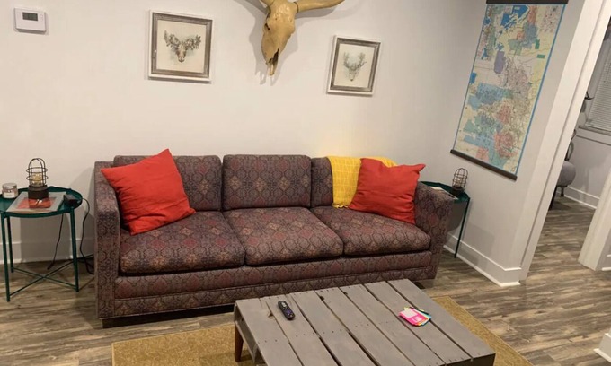 Liberty Wells House | Liberty Wells Updated 1b/1b Duplex Central SLC