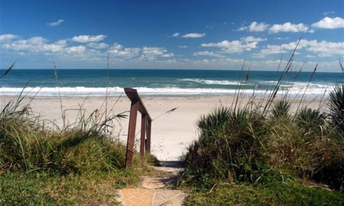 Indialantic By The Sea House | *Licensed *Totally Remodeled (2020Oceanfront Townhome with ocean views