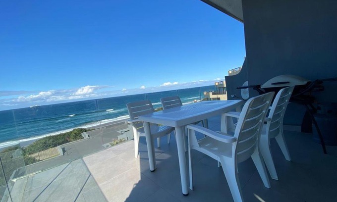 Umhlanga Apartment | LICORNA BEACH 51 UMHLANGA BEACHFRONT