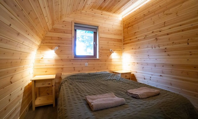 Newmarket Cabin | Lidgate Star Cabin 1 · Eco-friendly cabins next to a 16th century pub