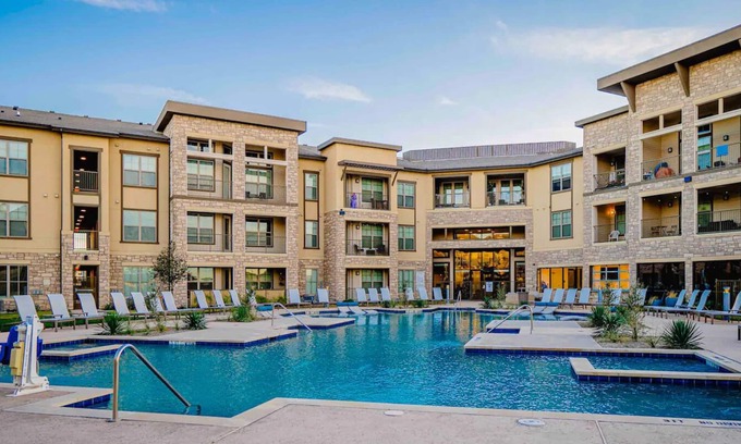 Midland Apartment | Life is easier when it’s comfortable