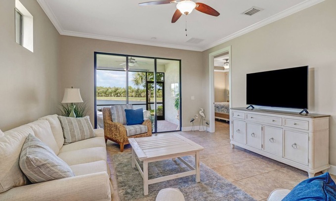 Naples Villa | Life is Good!