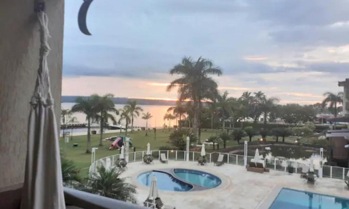 Smin Apartment | Life Resort energizante com vista encantadora do lago