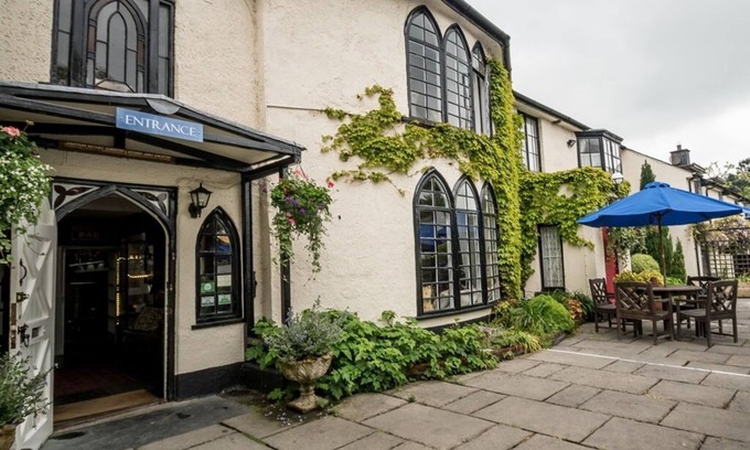 Lifton Hotel | Lifton Hall