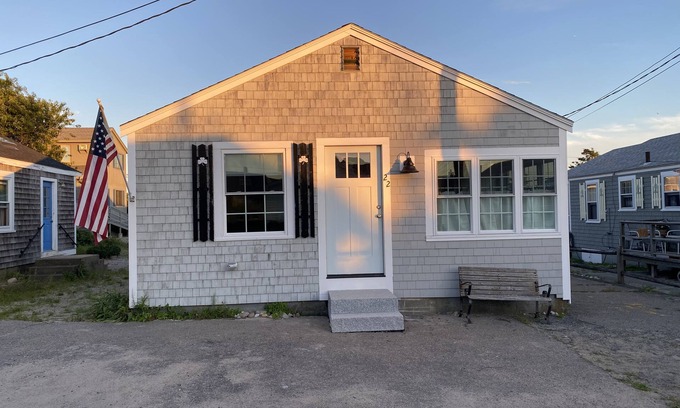 Humarock Cottage | Light and bright three bedroom cottage-steps away from Humarock Beach!