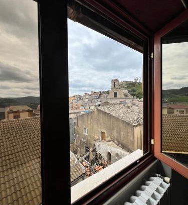 Licodia Eubea House | Lighthouse