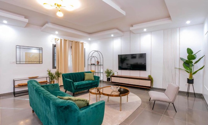 Ouakam Apartment | Lighthouse Signature Suites