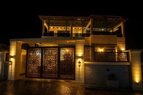 Ekrokpe Apartment | Lily Luxury Home Shortlet Apartments