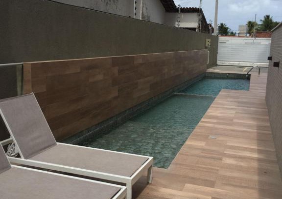 Jardim Camboinha Apartment | Lindo apartamento de férias à 100m do mar!