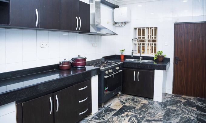 Gudu Hotel | Lineech Apartments