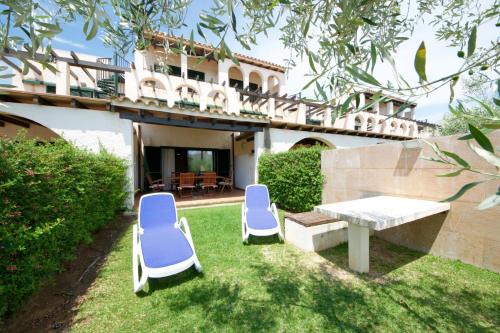 L'Ampolla House | Lirio