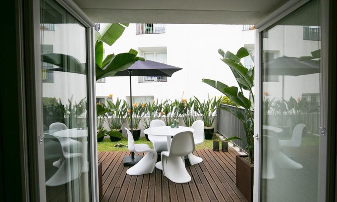 Misericordia Apartment | Lisbon Downtown Apartment Free Parking