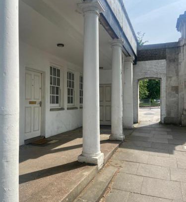 Woolwich Riverside House | Listed building close to River Thames