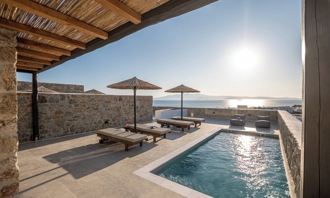 Maragas Villa | Lithia Exclusive Villas
