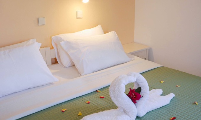 Agia Apartment | Litinas Aprt with balcony in front of the pool