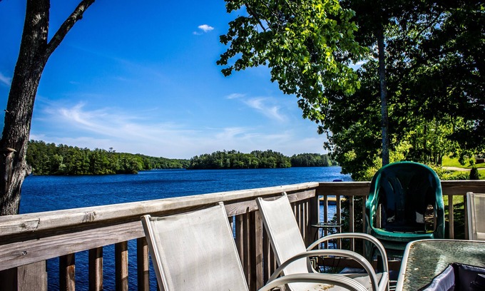 Newcastle Cottage | Little Gray Cottage On The Lake