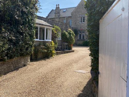 Seaview House | Little holiday cottage in Seaview, minutes walk to beach