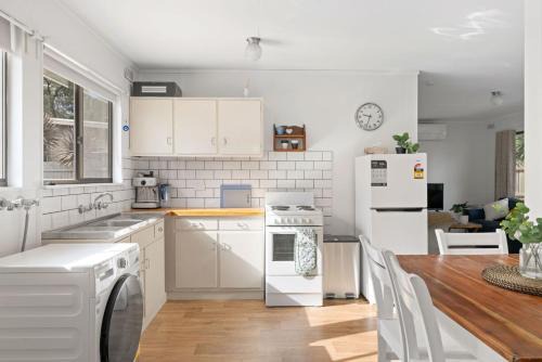 Inverloch House | Little Pier Cottage