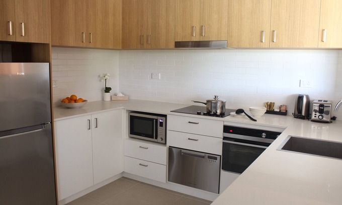 Bathurst Apartment | Littomore Suites Bathurst
