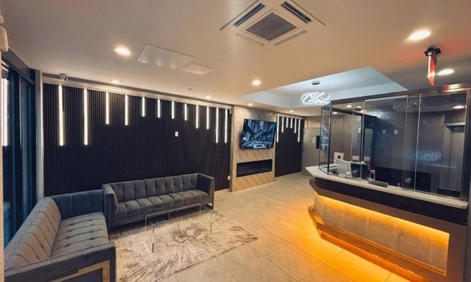Norwood Hotel | LIV Hotel Bronx