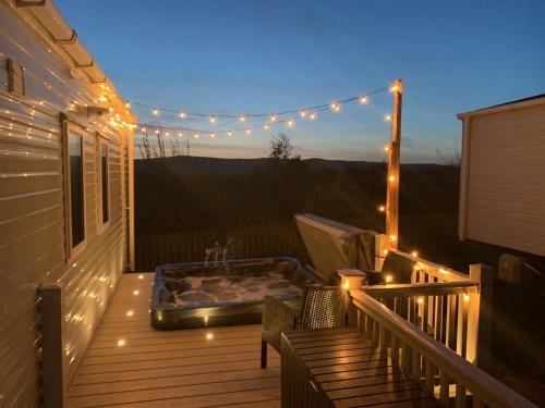 Swarland Cabin | Livvi Rosa's Lodge