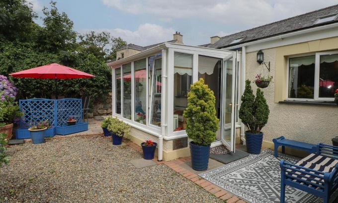 Castlemorris House | Llaethdy Cottage