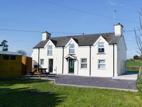 Amlwch House | Llain Gam