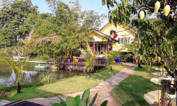 Ton Pao House | LLamados Fishing Lake