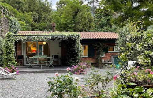 Cinque Terre Villa | Lo Sceriffo delightful villa in dreamy garden