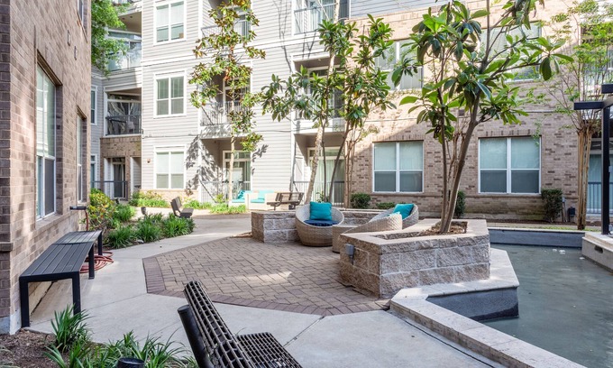 Astrodome Apartment | Locale at Sync Medical Center - Houston