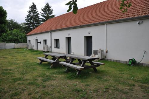 La Ferte-sous-Jouarre House | Location d appartements EasyLodges à La Ferté-sous-Jouarre proche gare Séjour tout confort