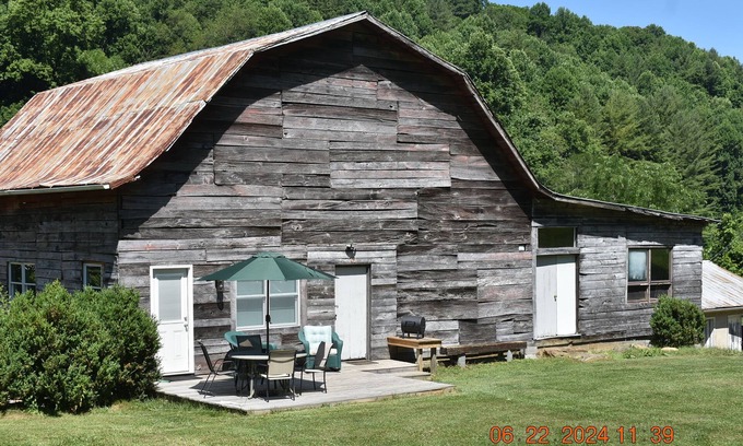 Burnsville House | Location. Location. Location.