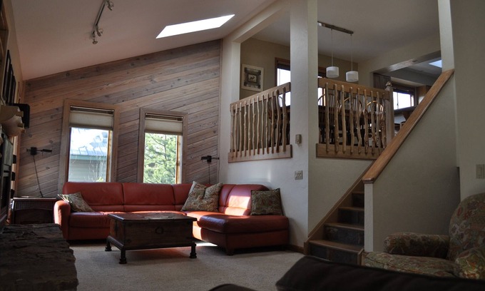 Frisco House | Location, Location.Meadow Creek is the Place to Be!