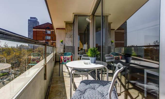 La Vila Olimpica del Poblenou Apartment | Lodging Apartments Beach Apartment Villa Olimpica