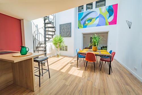 Libourne Villa | LOFT avec espace spa et terrasse vue sur les toits