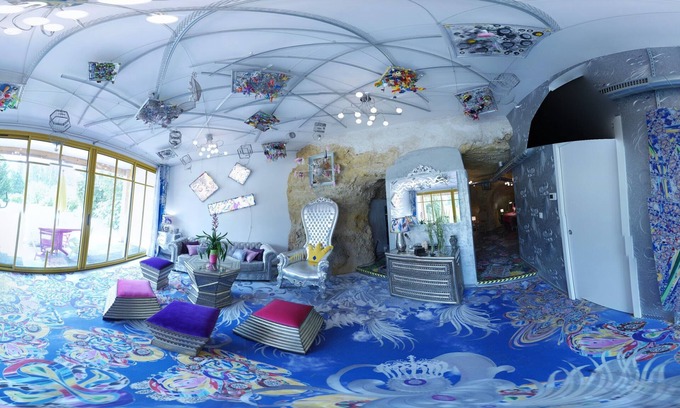 Fondettes Bed & Breakfast | Loft exceptional exception, near Tours, troglodyte, artistic and quiet