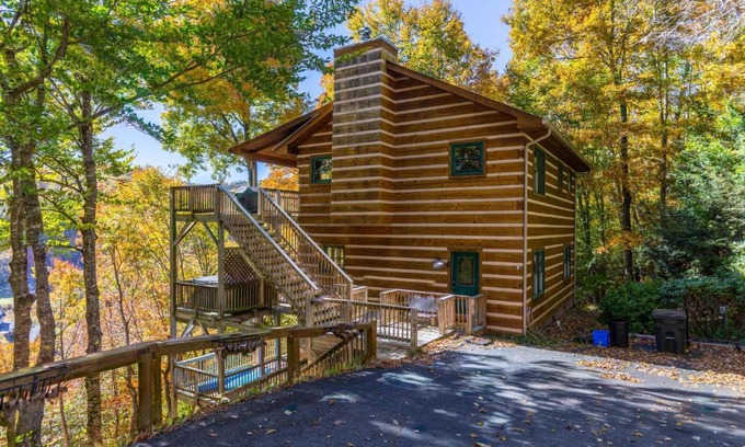 Boone House | Log Inn at River Ridge