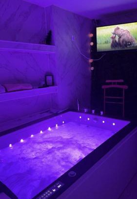 Deuil-la-Barre Apartment | logement jacuzzi très silencieux