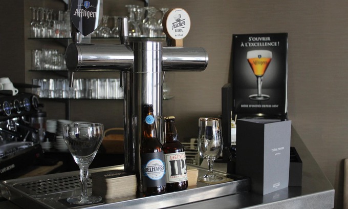 Navarrenx Hotel | Logis Hôtel le Commerce