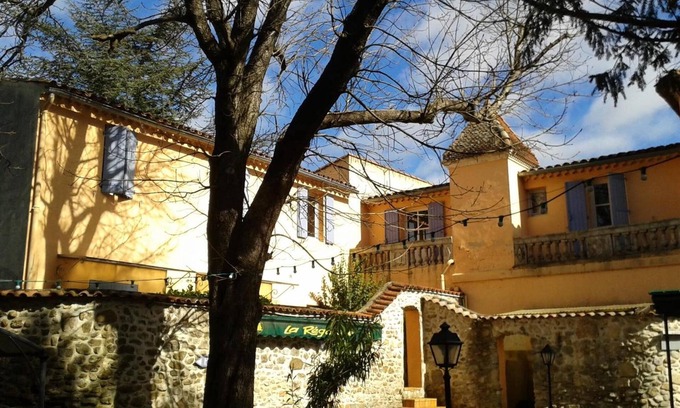 Anduze Hotel | Logis Hôtel Le Domaine de la Régalière