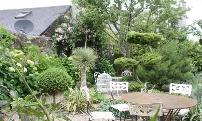 Honfleur House | Logis Saint Léonard
