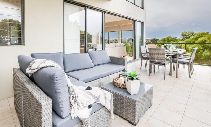 Agnes Water Apartment | Loka 7 beachfront apartment