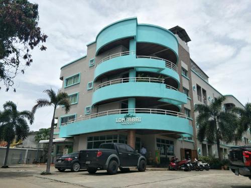 Saen Suk Hotel | Lomsabai Apartments