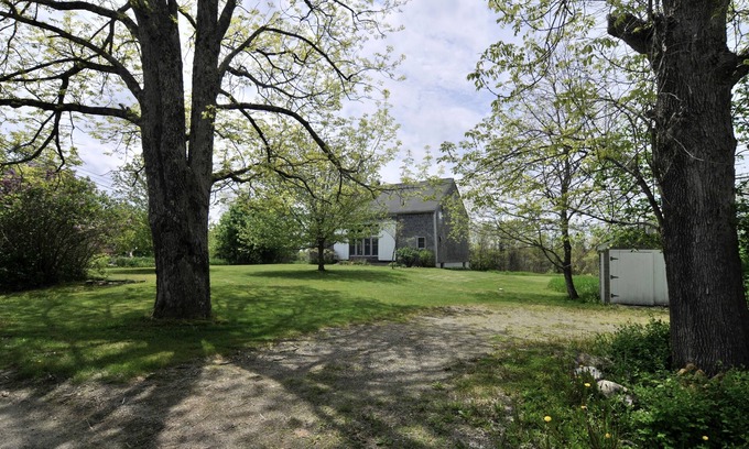 Waldoboro House | Long View Farm on Broad Bay