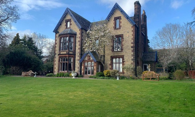 Penrith House | Lonsdale Villa Retreat