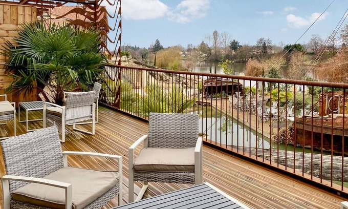 Sainte-Livrade-sur-Lot Apartment | Look forward to an unforgettable vacation in this beautiful apartment in an ideal location!